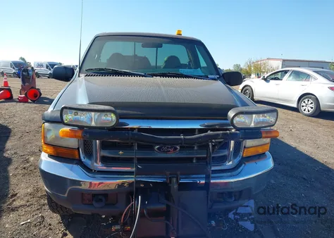 1999 Ford F-250 from USA, damaged, VIN 1FTNF21L7XEB31903